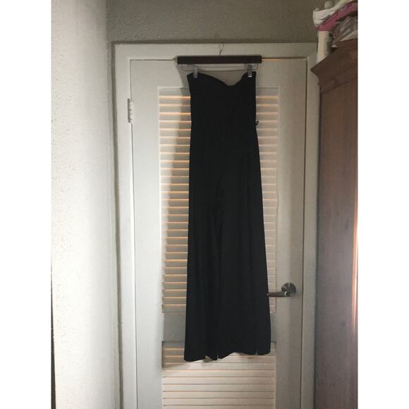 Wet Seal Strapless Wide Leg Pull on Jumpsuit M Classic Coquette Girl Minimalist - Picture 2 of 6